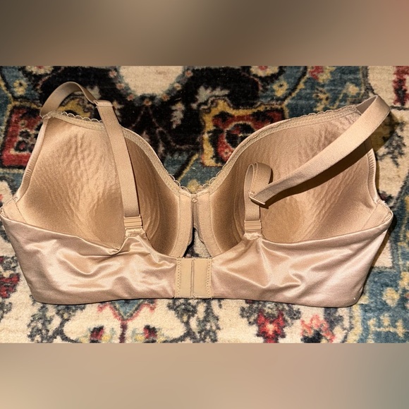 Body by Victoria Bra - Picture 10 of 10